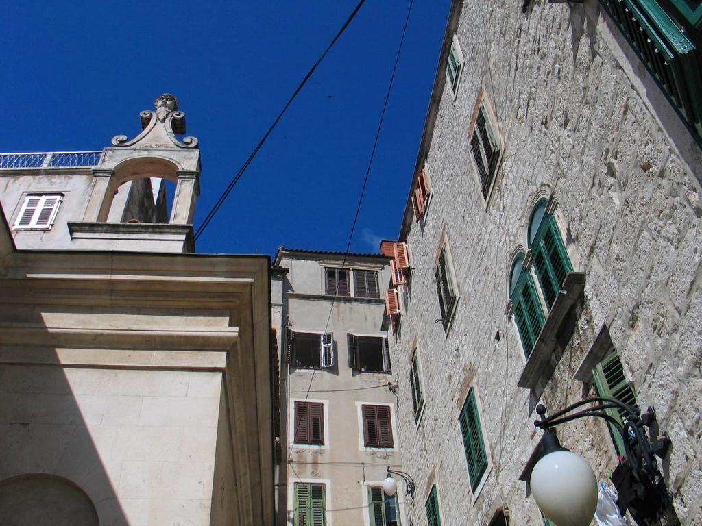 Apartment Sibenik Johnny'S Place ภายนอก รูปภาพ